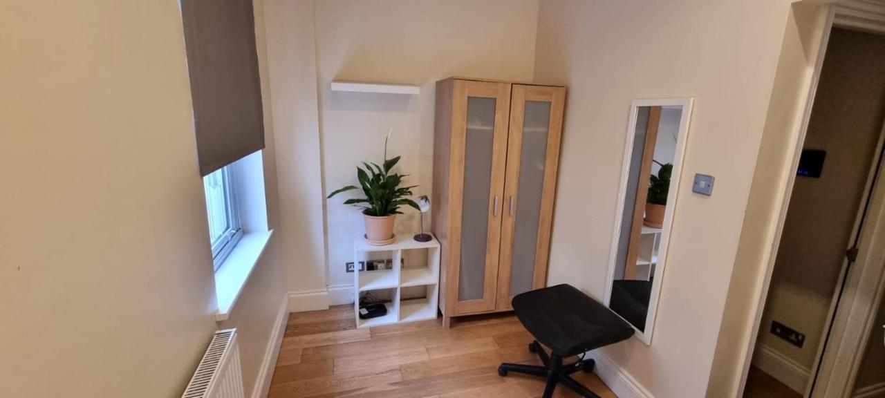 Sootheus - Soho71 Apartment ลอนดอน ภายนอก รูปภาพ